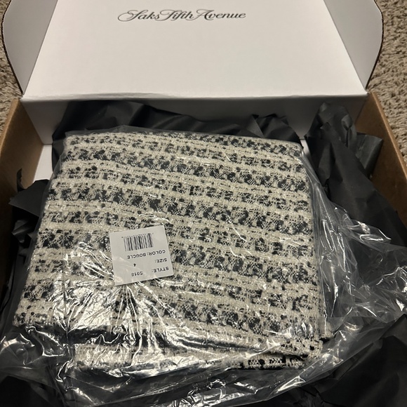 If Only Studio Tweed Skirt (Brand New) - Picture 3 of 5